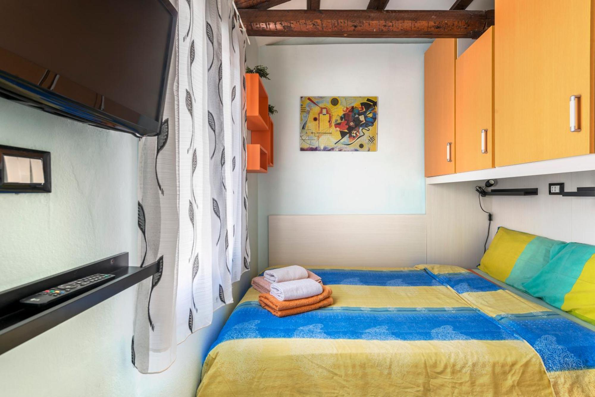 Vigna Tiny In Appartement *