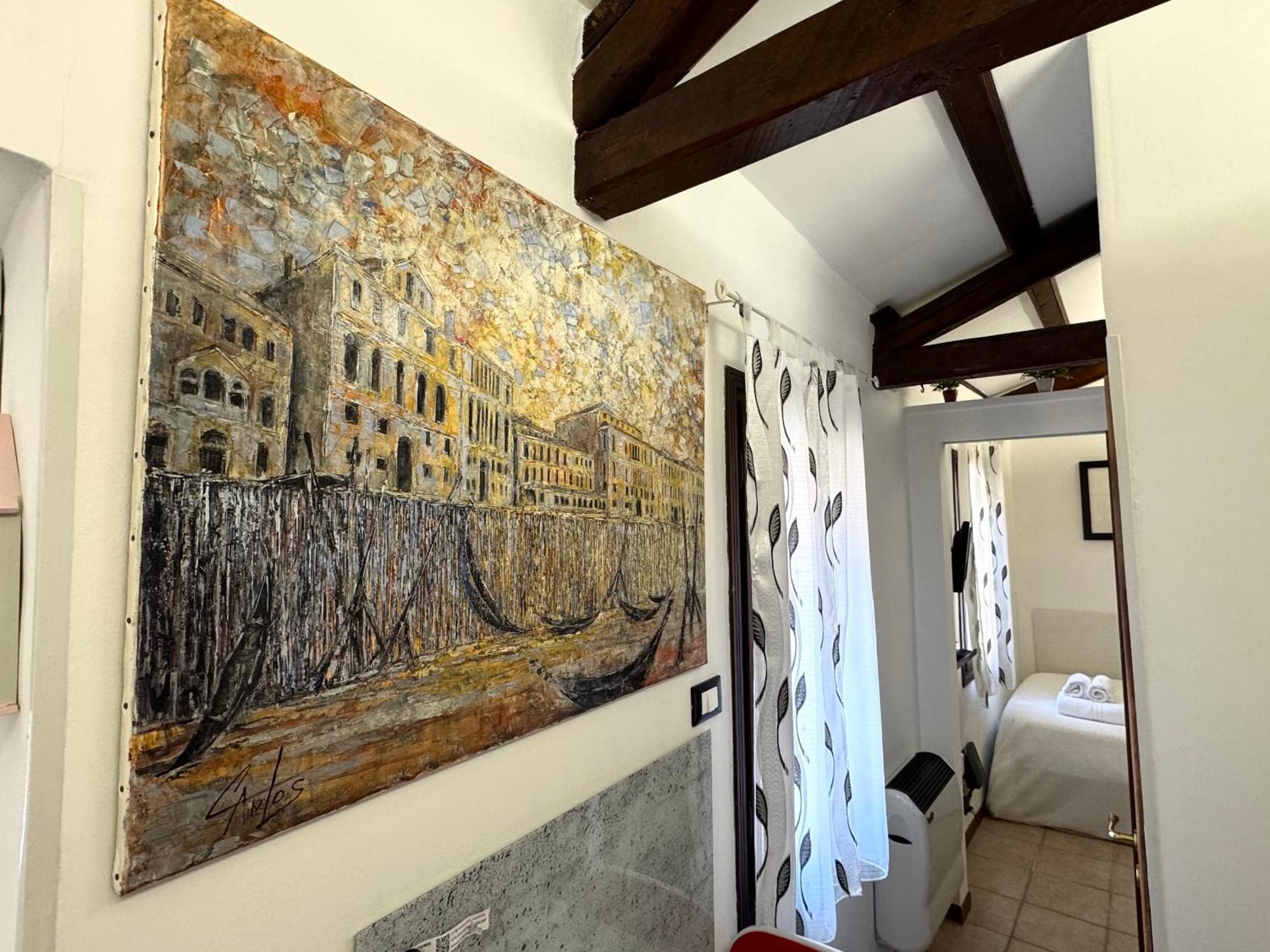 Vigna Tiny In Appartement